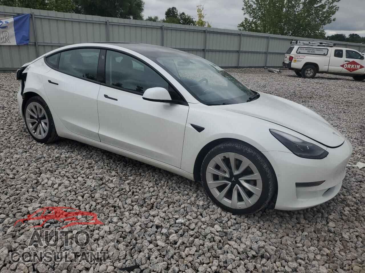 TESLA MODEL 3 2022 - 5YJ3E1EA6NF369945