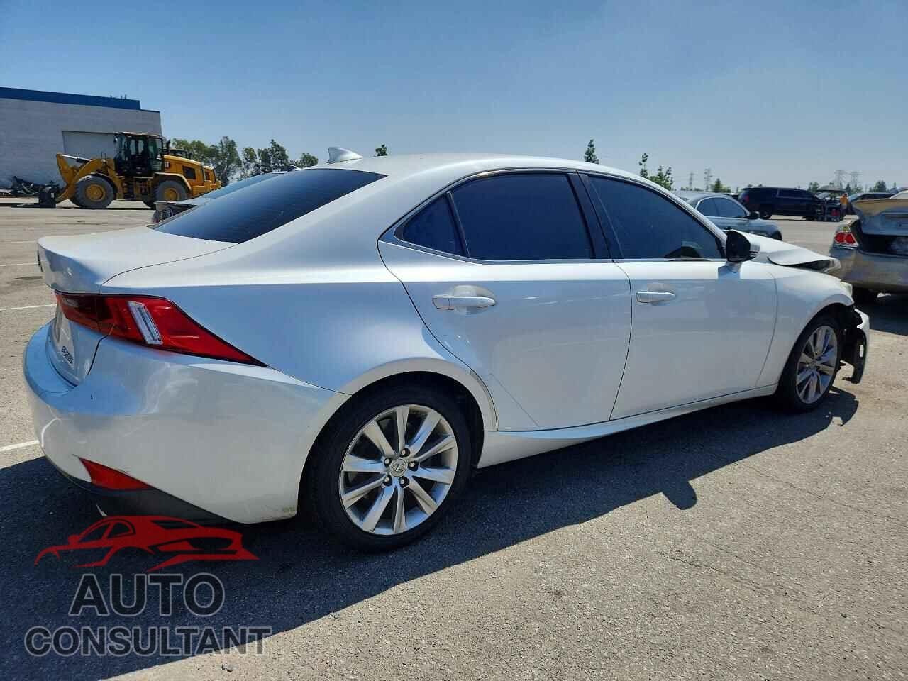 LEXUS IS 2016 - JTHBA1D28G5011251