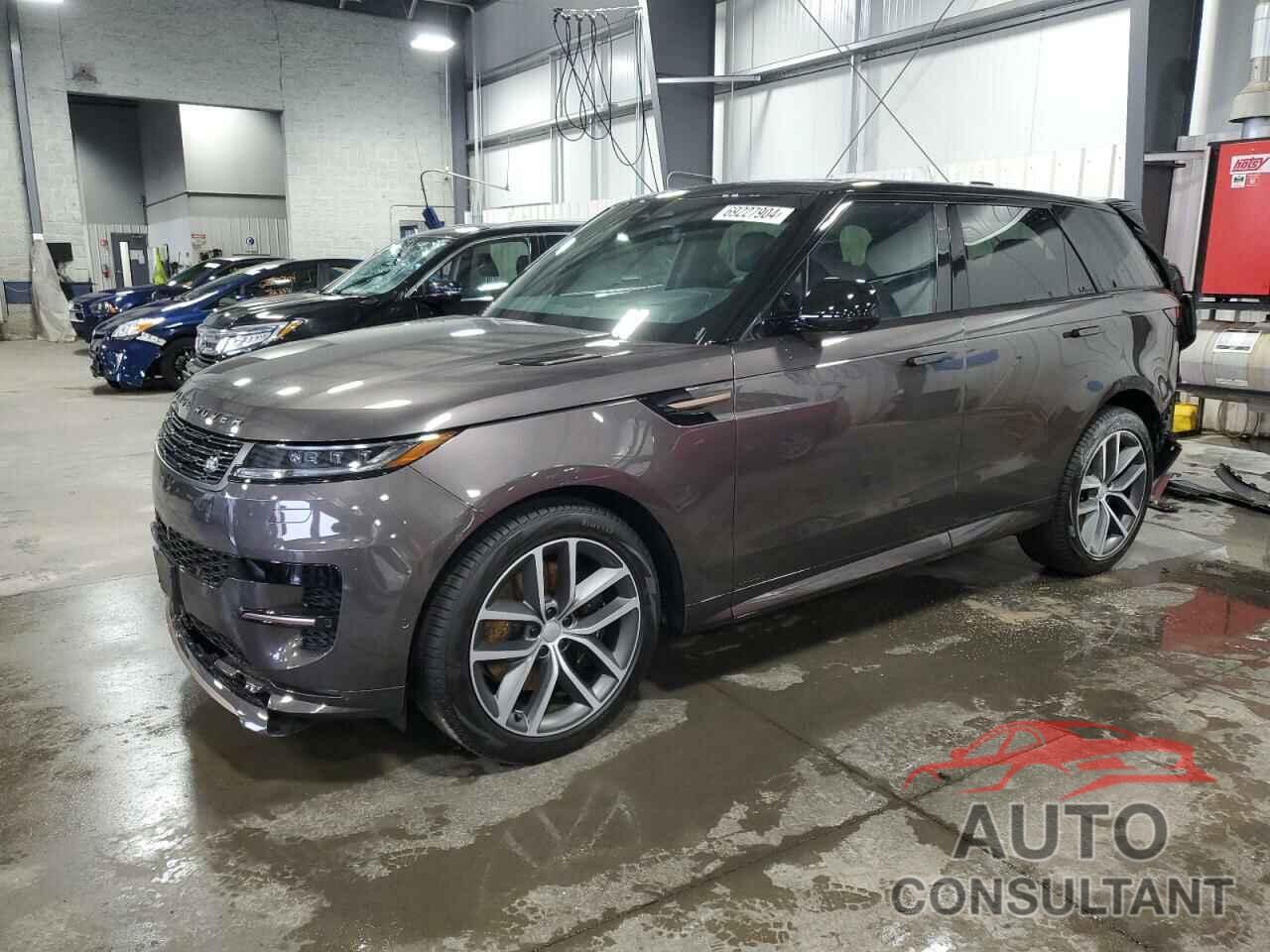 LAND ROVER RANGEROVER 2025 - SAL119E90SA424958