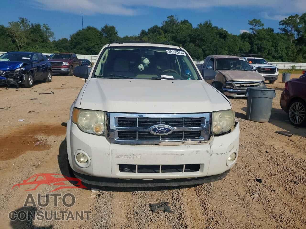 FORD ESCAPE 2011 - 1FMCU0D76BKA04016