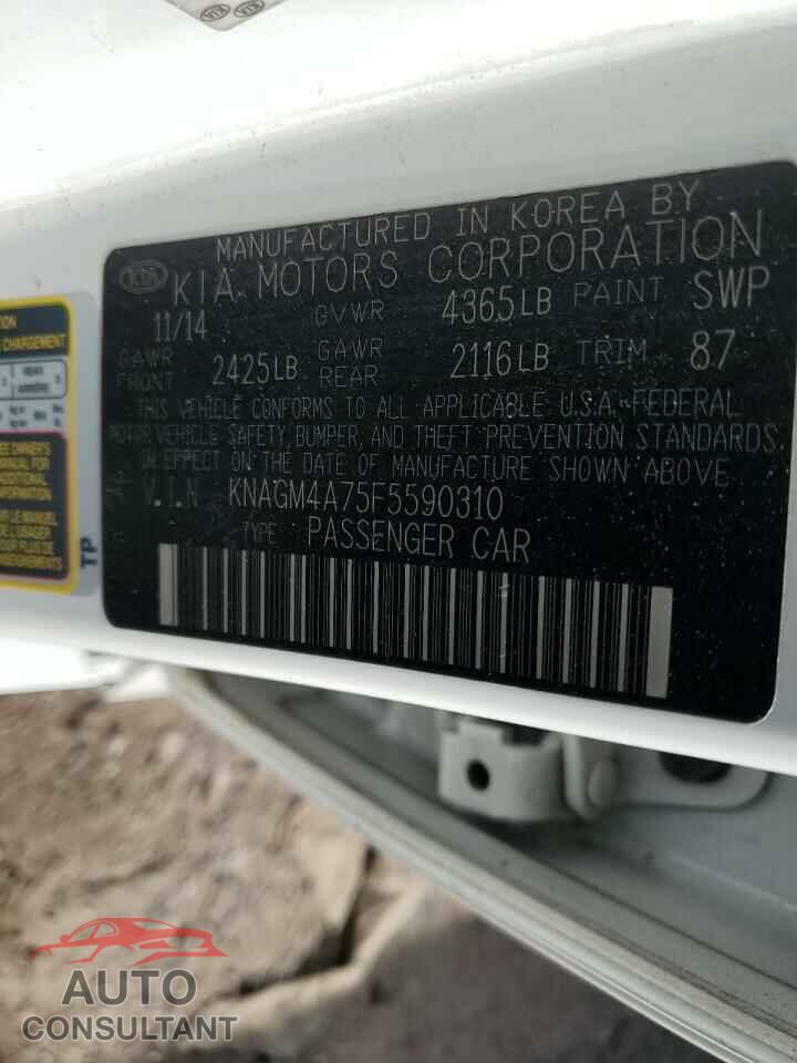 KIA OPTIMA 2015 - KNAGM4A75F5590310