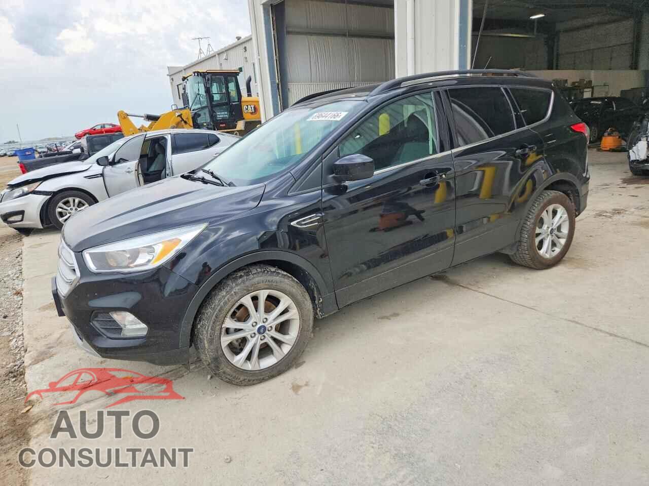 FORD ESCAPE 2018 - 1FMCU0GD2JUC34592
