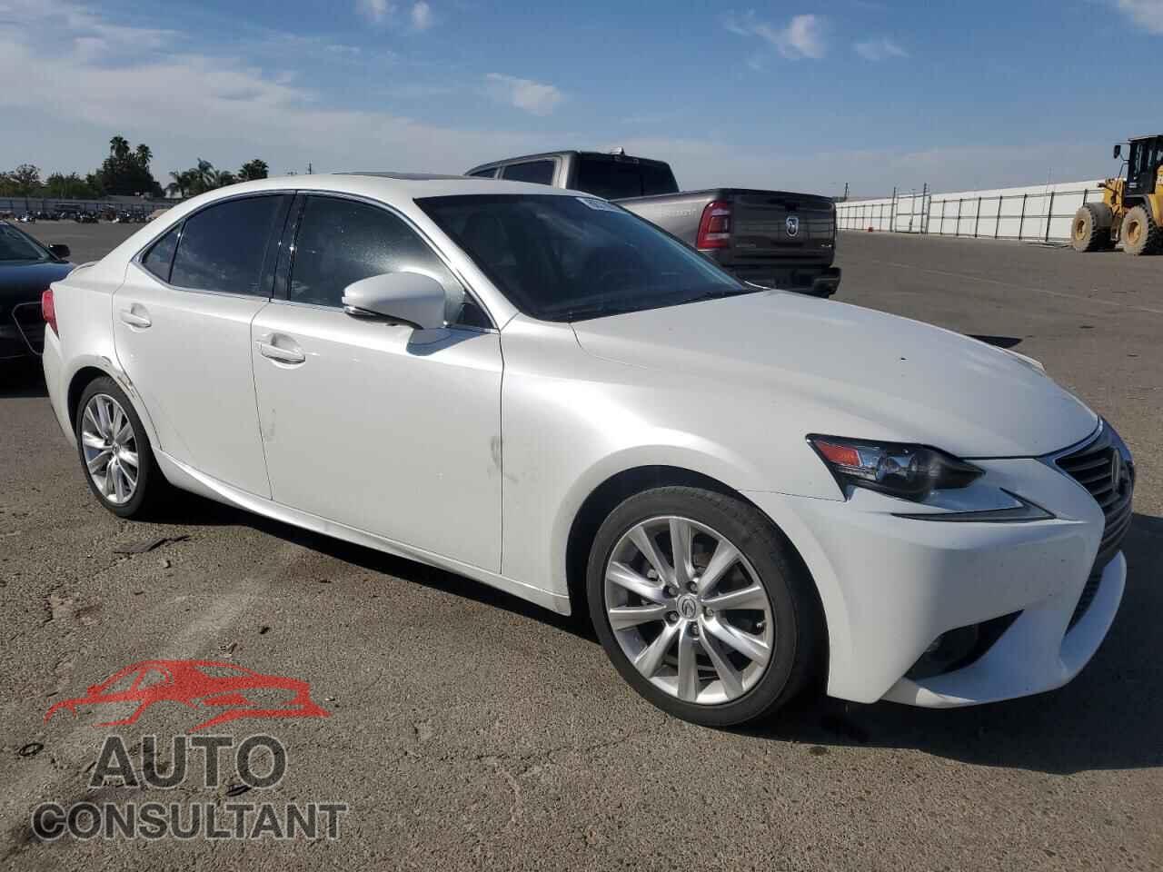 LEXUS IS 2015 - JTHCF1D24F5021750