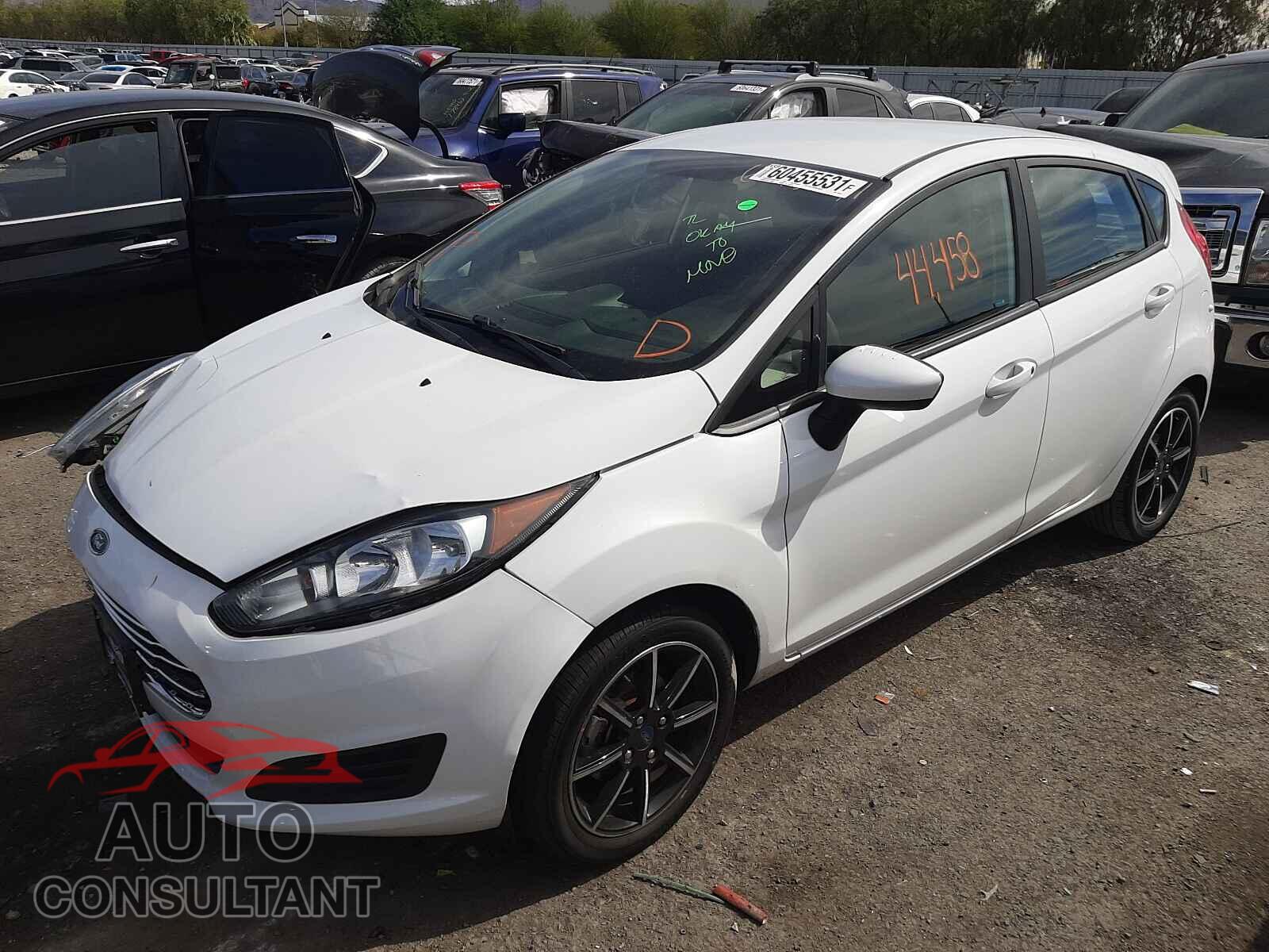 FORD FIESTA 2017 - 3FADP4EJ3HM150575