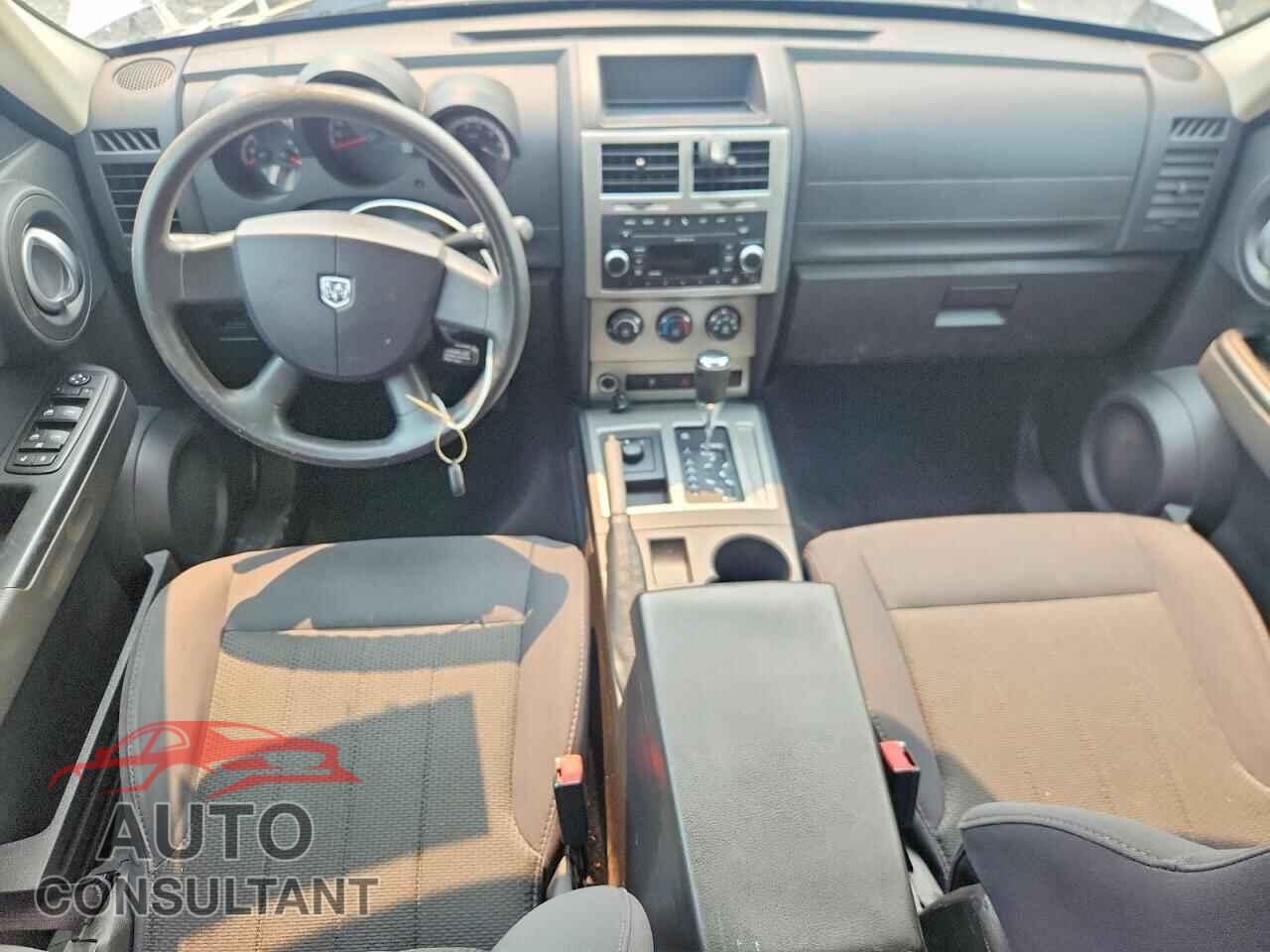 DODGE NITRO 2011 - 1D4PU4GK2BW537716