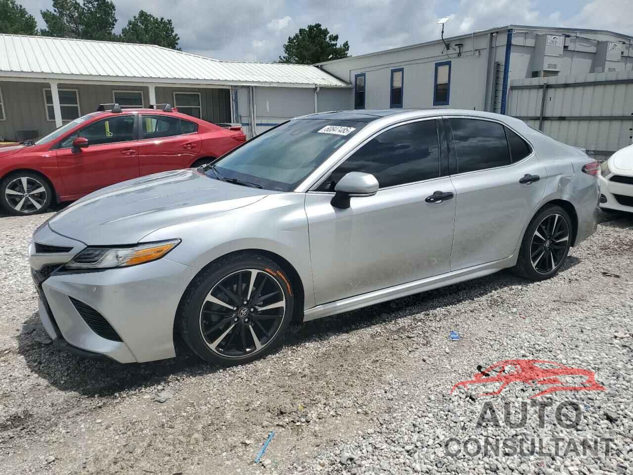 TOYOTA CAMRY 2018 - 4T1B61HK9JU118069