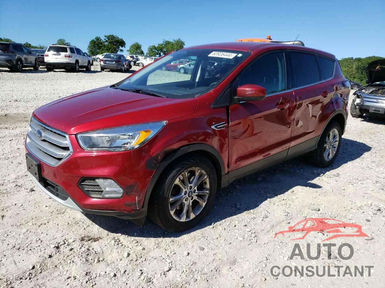 FORD ESCAPE 2017 - 1FMCU9G99HUD98755