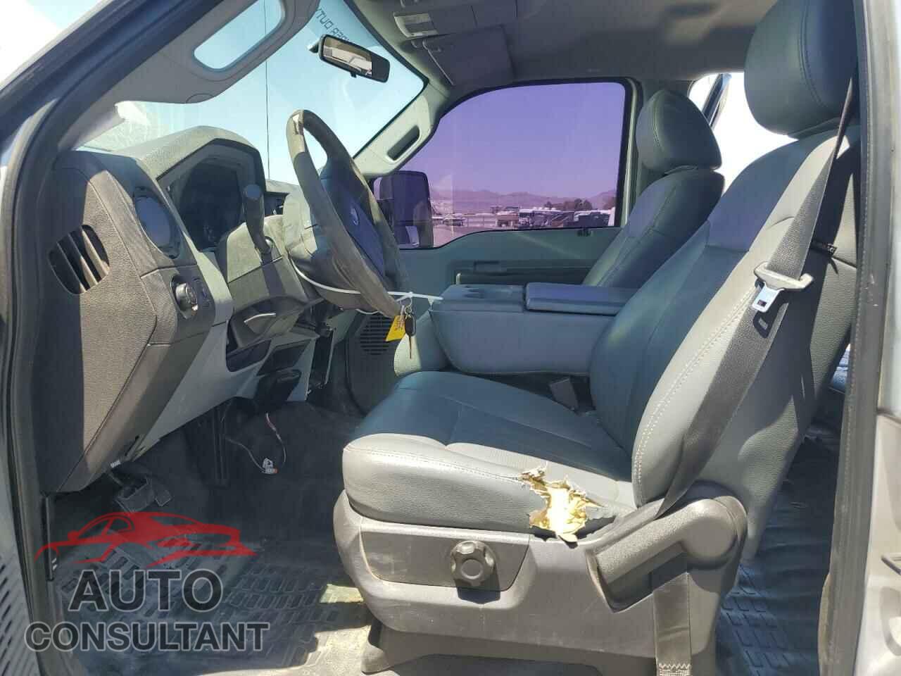 FORD F350 2011 - 1FT8W3DT2BEA38570
