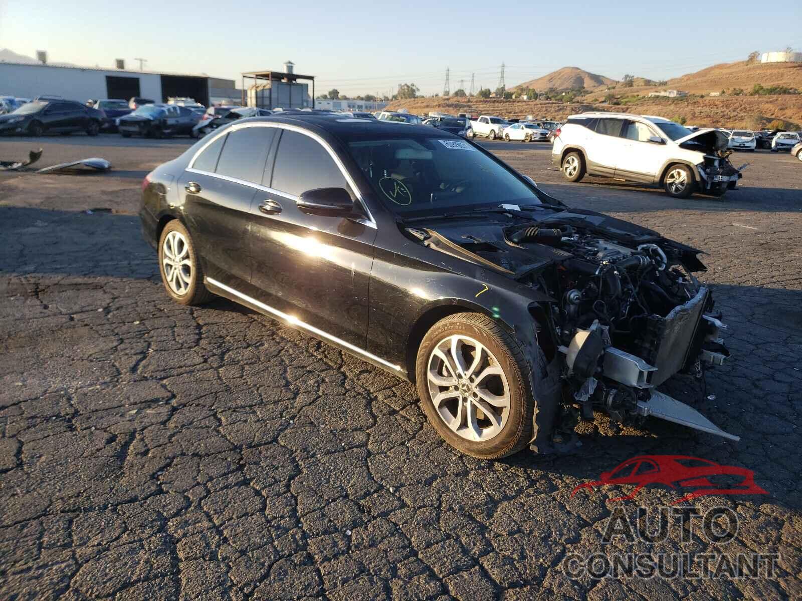 MERCEDES-BENZ C-CLASS 2018 - 55SWF4JB6JU252112