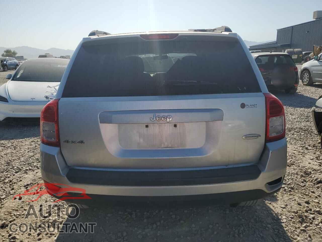JEEP COMPASS 2011 - 1J4NF1FB6BD197605