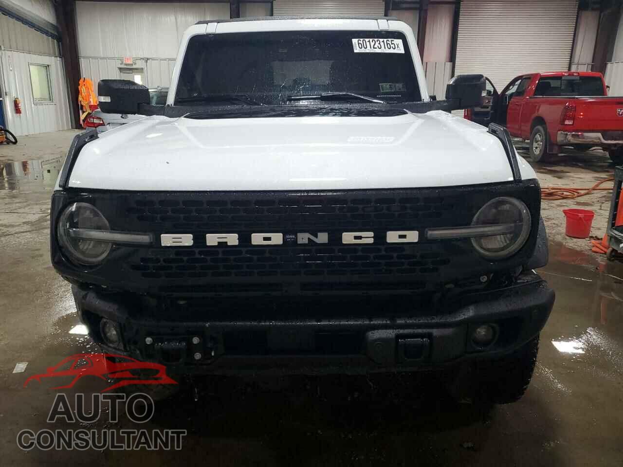 FORD BRONCO 2023 - 1FMEE5DP9PLC00732