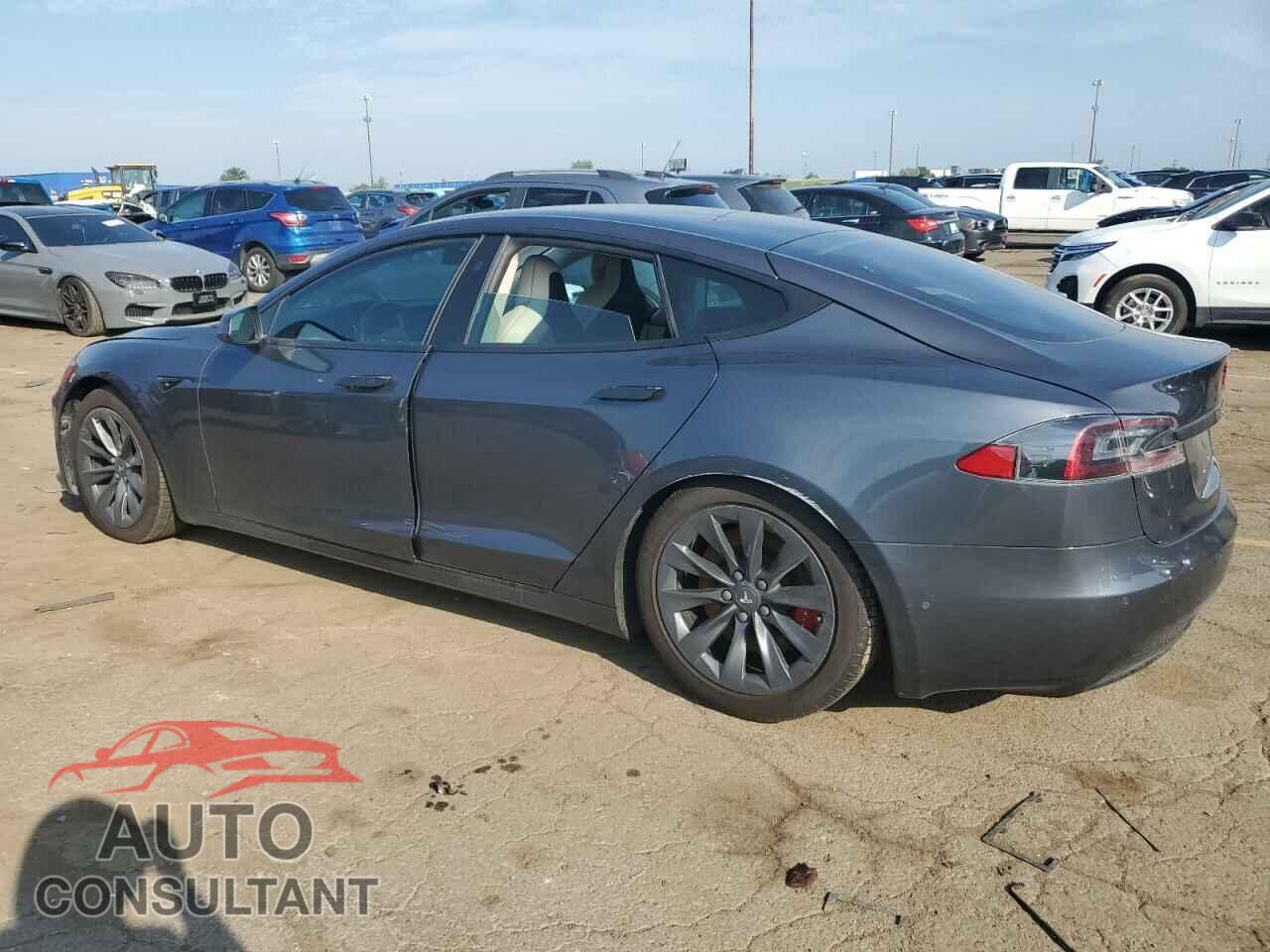 TESLA MODEL S 2019 - 5YJSA1E23KF332217