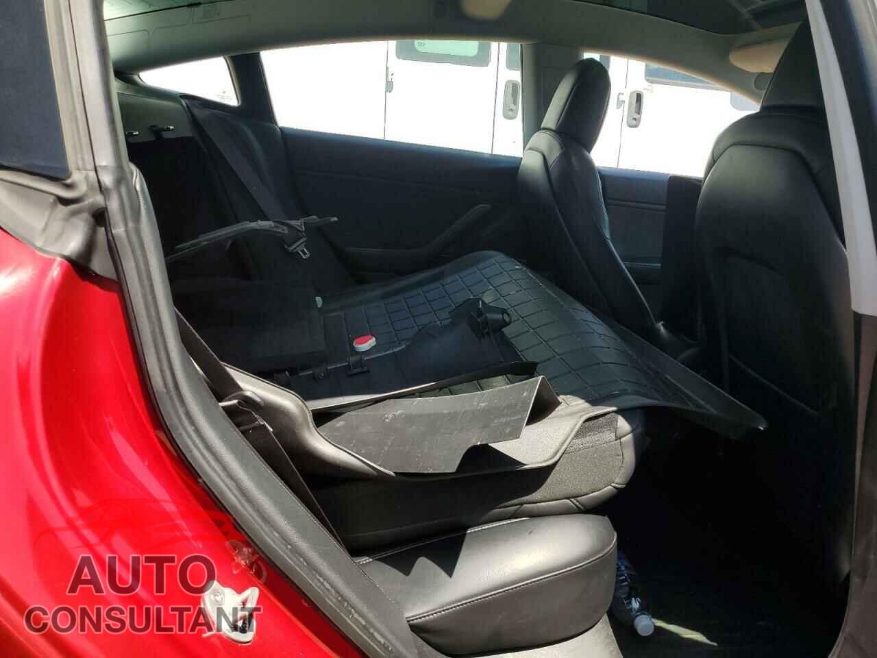 TESLA MODEL 3 2018 - 5YJ3E1EB4JF091470