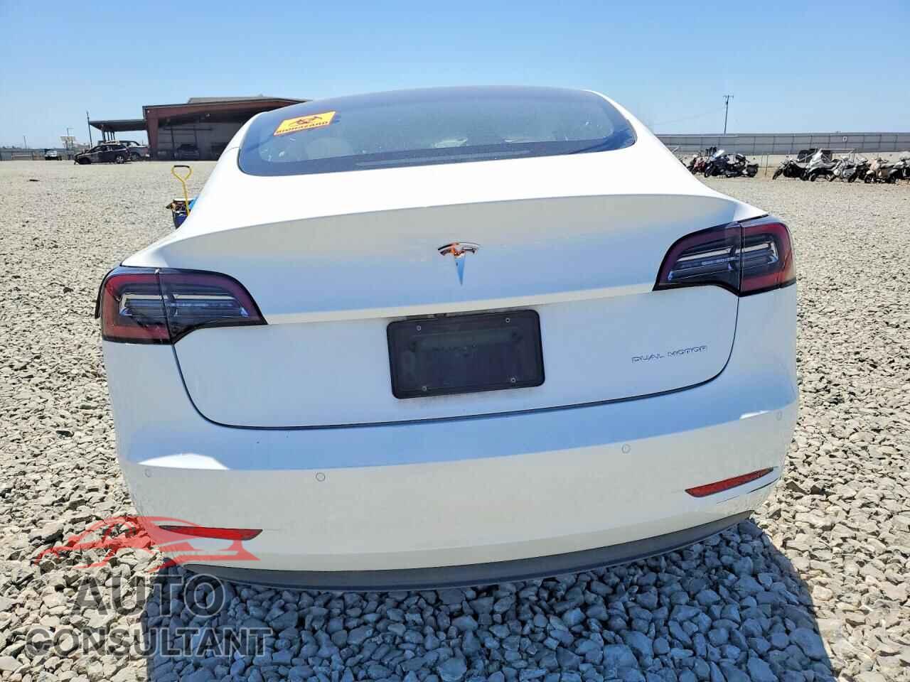 TESLA MODEL 3 2021 - 5YJ3E1EB6MF997267