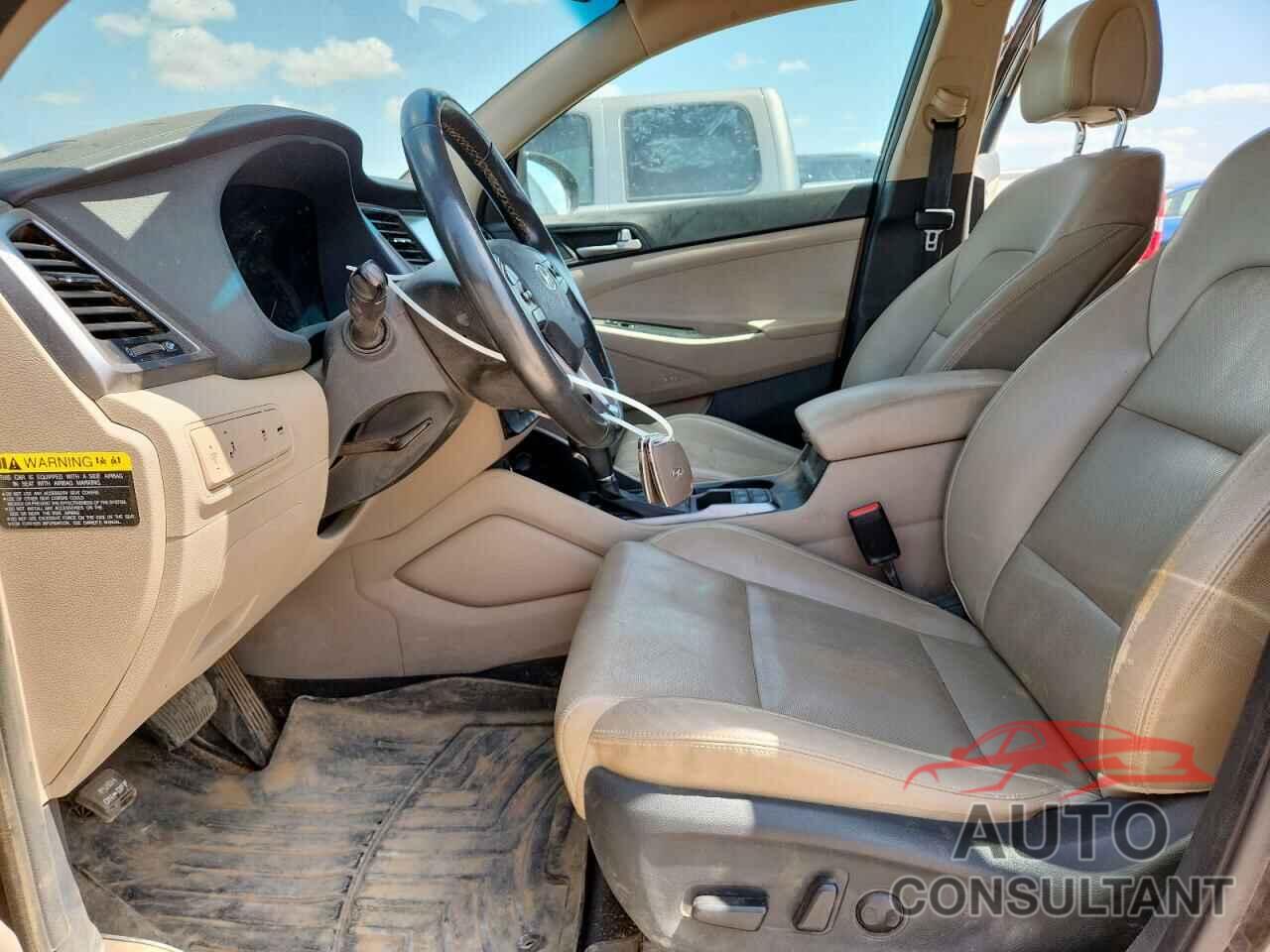 HYUNDAI TUCSON 2018 - KM8J3CA23JU758160