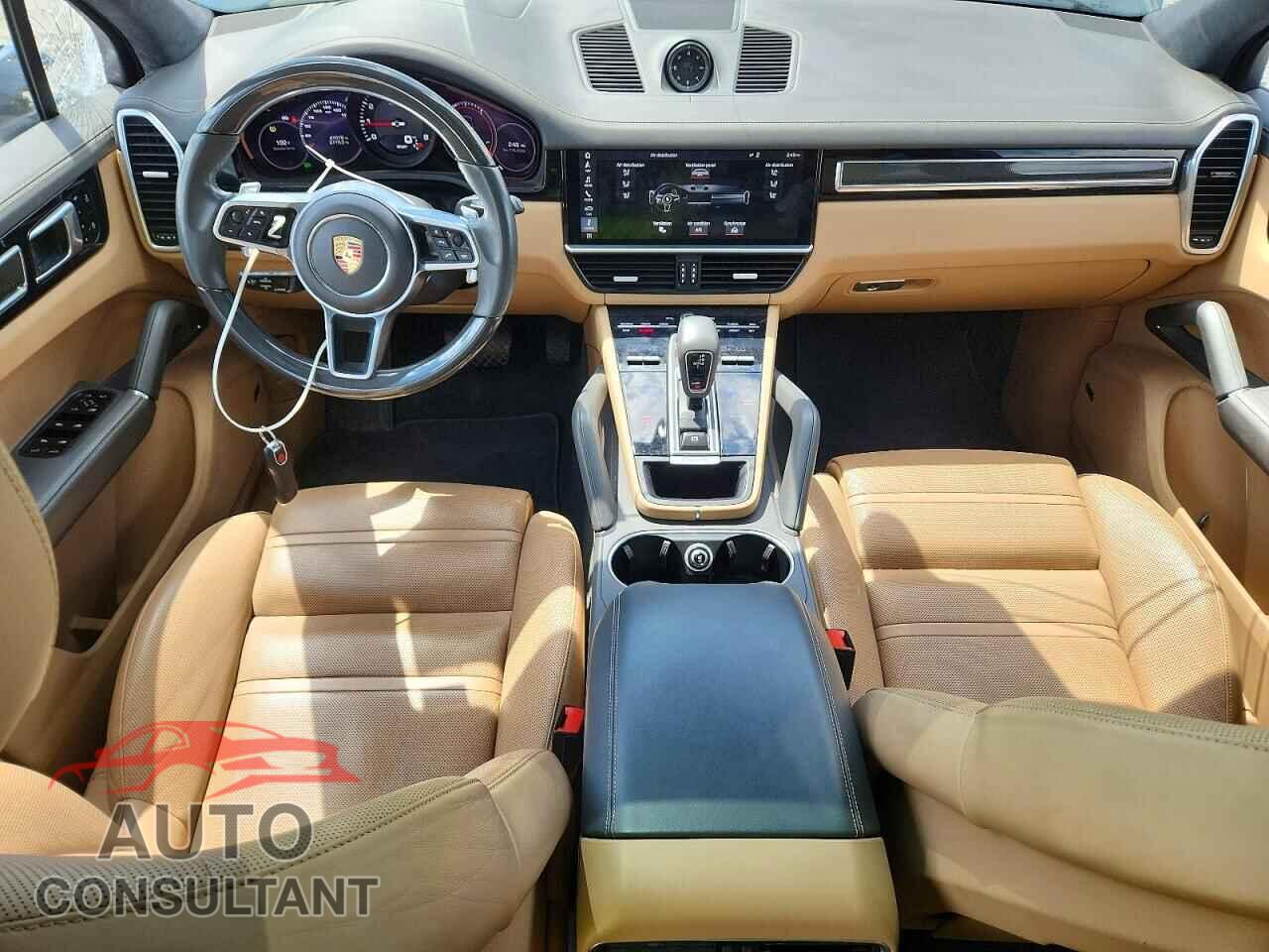 PORSCHE CAYENNE 2019 - WP1AA2AY6KDA17204