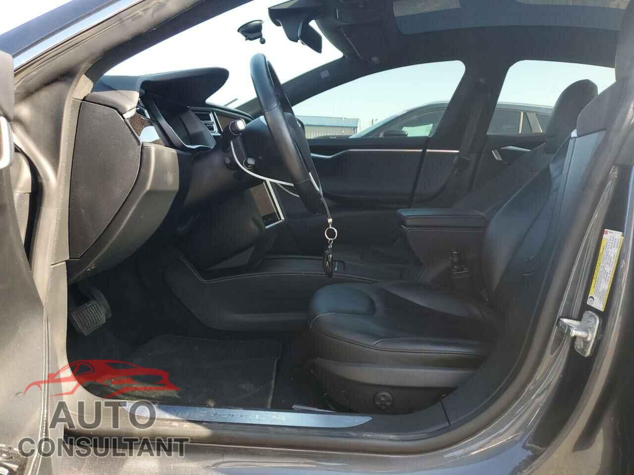 TESLA MODEL S 2017 - 5YJSA1E2XHF185516