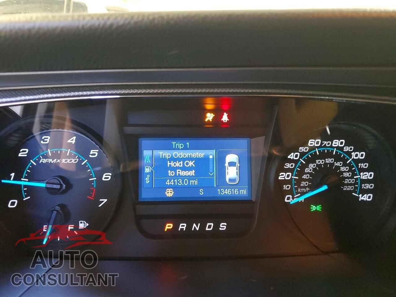 FORD TAURUS 2015 - 1FAHP2D87FG133421