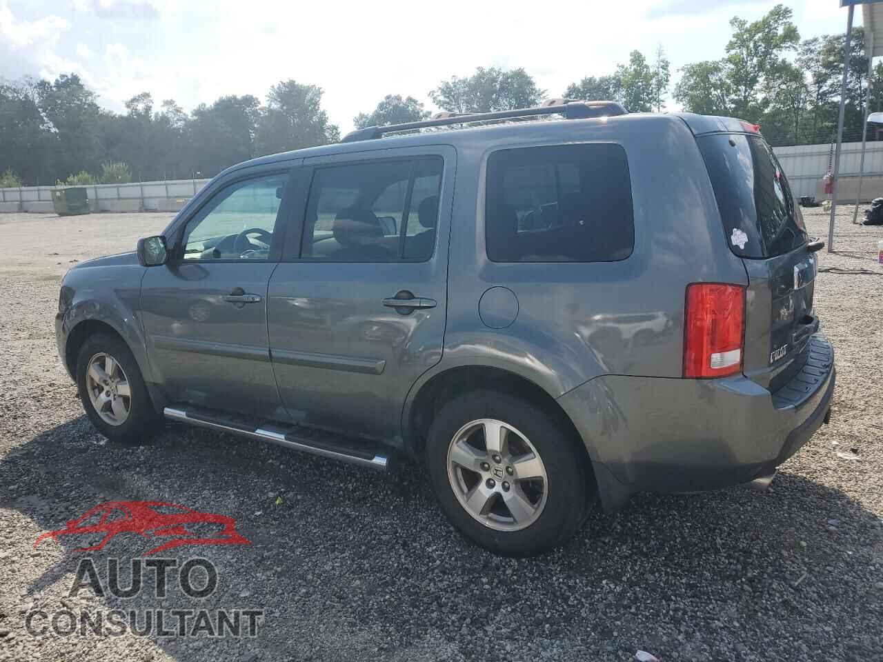 HONDA PILOT 2011 - 5FNYF4H50BB024604