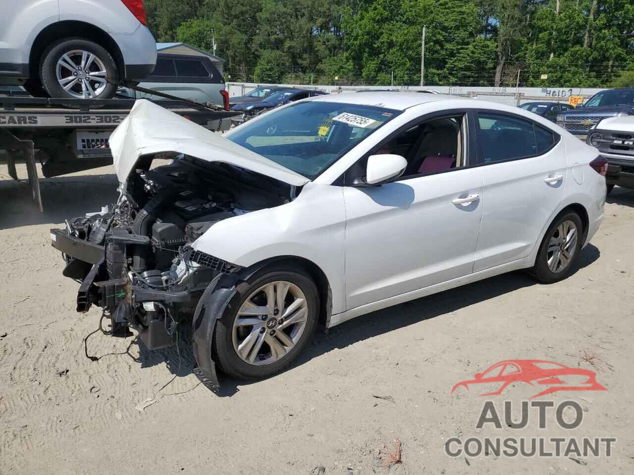 HYUNDAI ELANTRA 2019 - 5NPD84LF2KH467914
