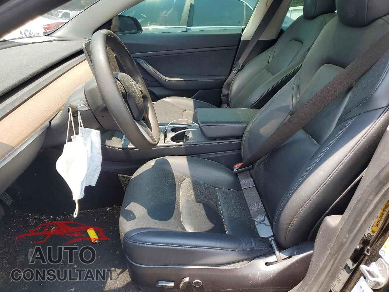 TESLA MODEL 3 2021 - 5YJ3E1EA2MF856560