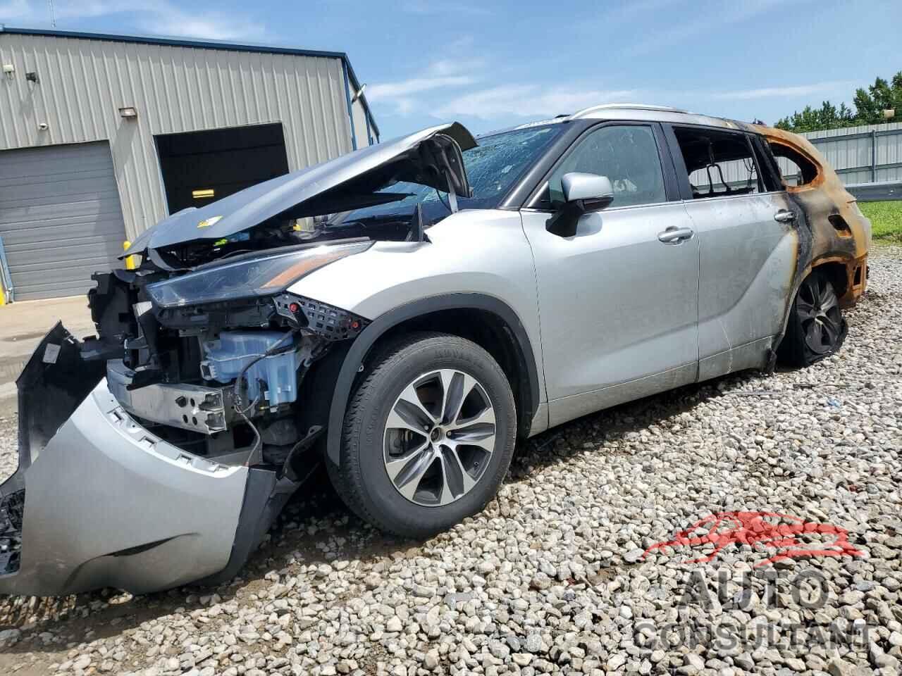 TOYOTA HIGHLANDER 2023 - 5TDKDRAH6PS045182