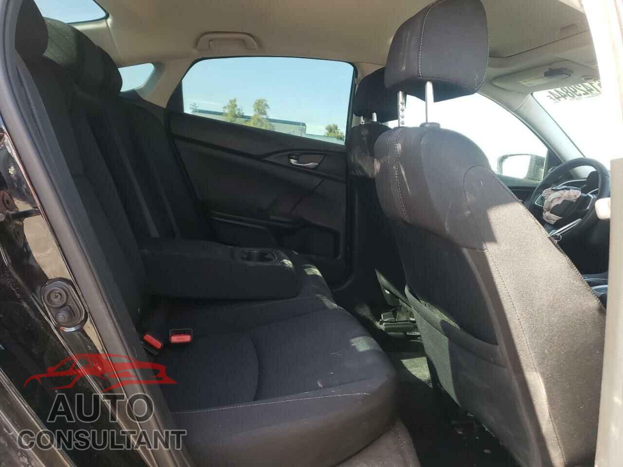 HONDA CIVIC 2017 - 19XFC2F74HE037945
