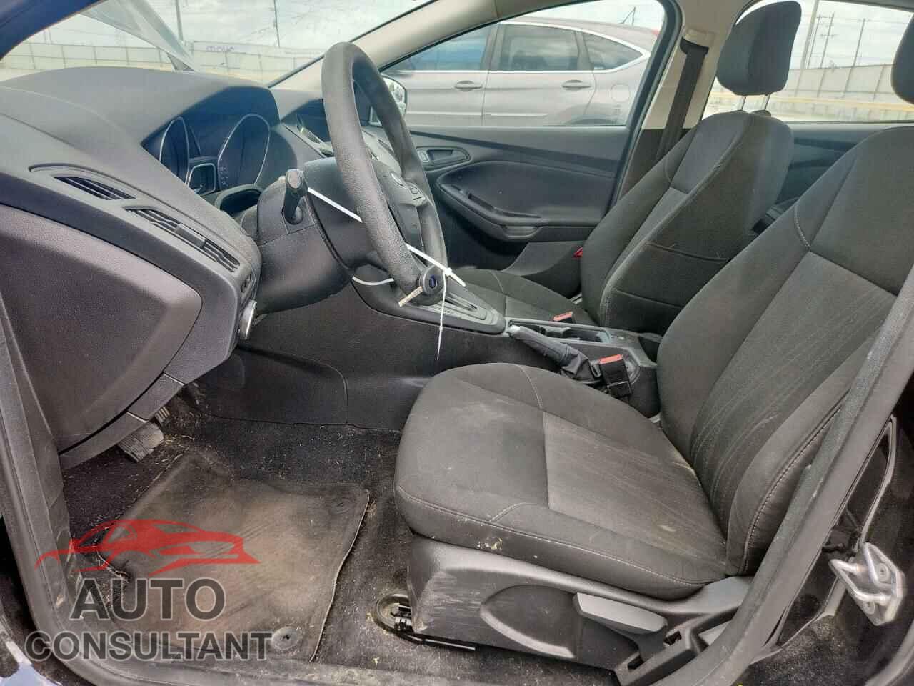 FORD FOCUS 2016 - 1FADP3E27GL252531