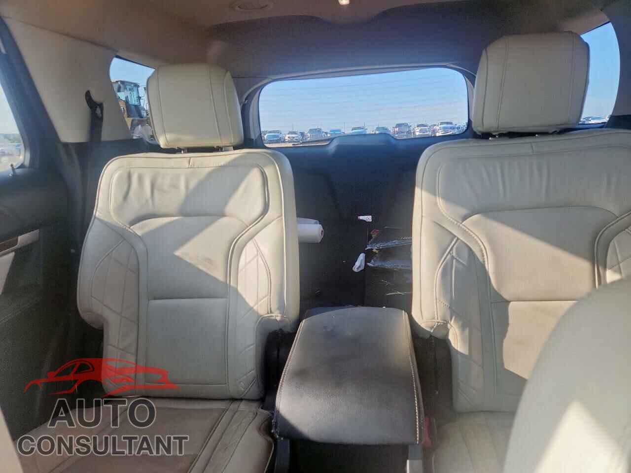 FORD EXPLORER 2018 - 1FM5K8HT2JGB88893