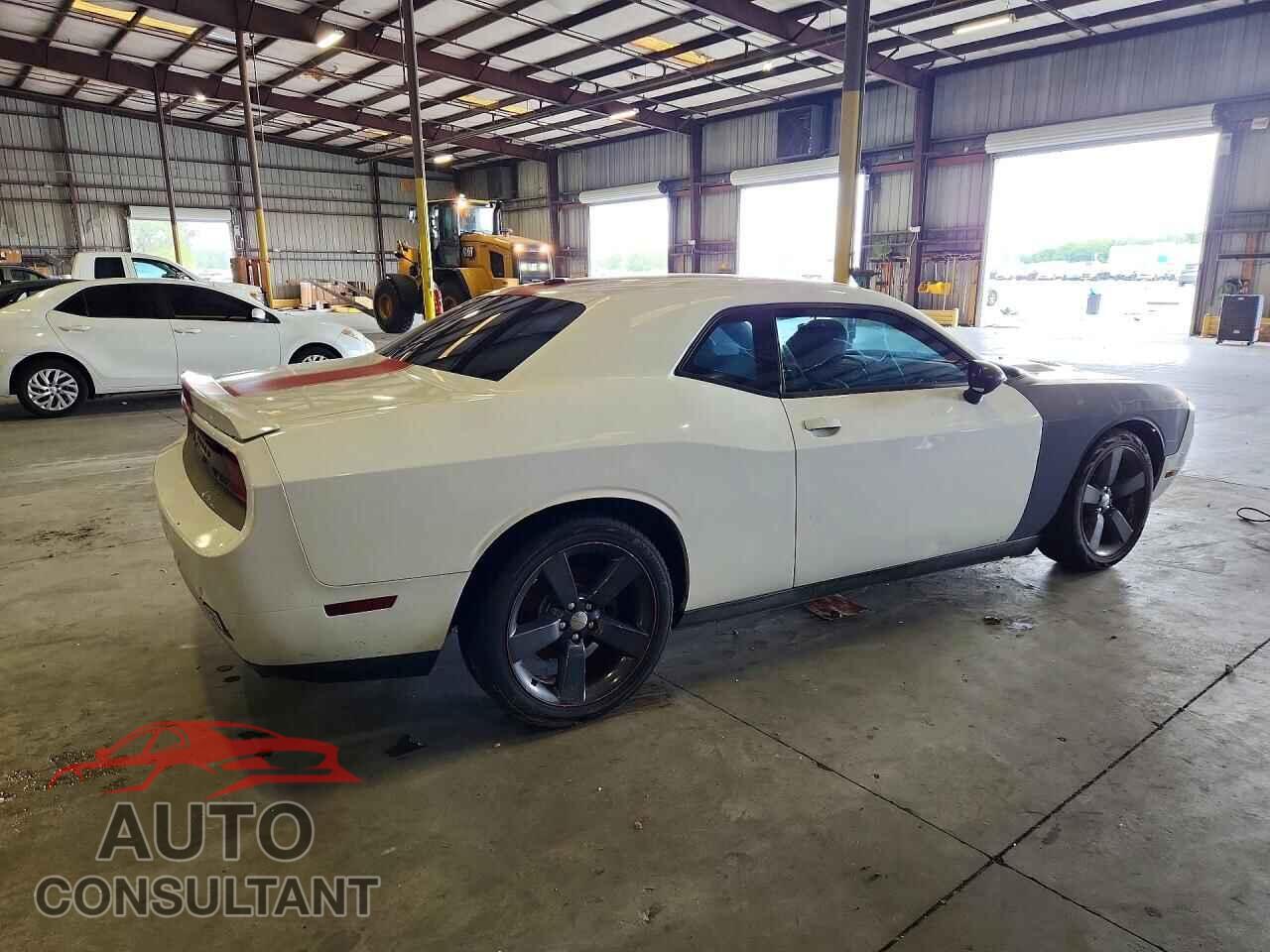 DODGE CHALLENGER 2013 - 2C3CDYAG2DH579140