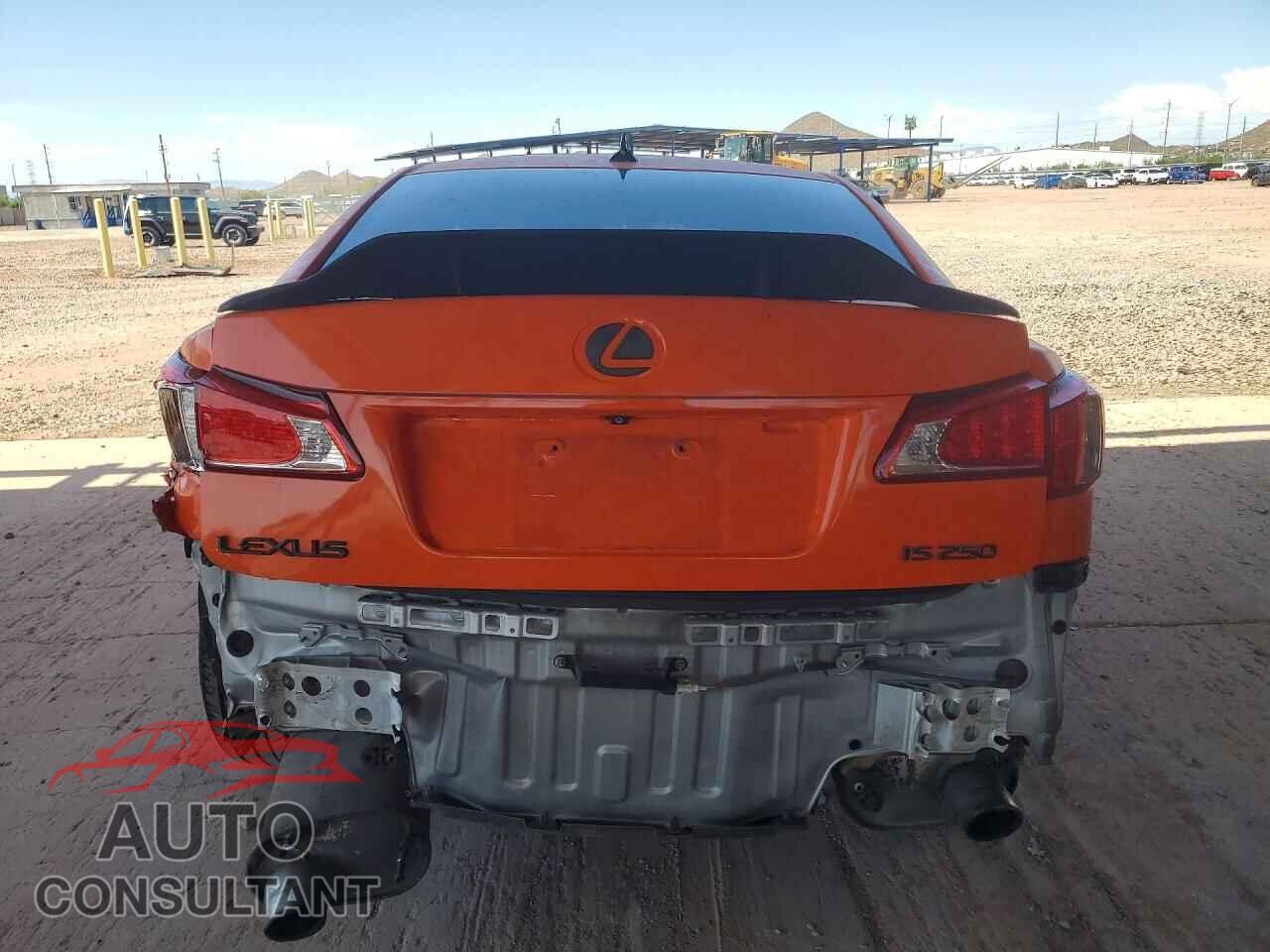 LEXUS IS 2012 - JTHCF5C28C5056022