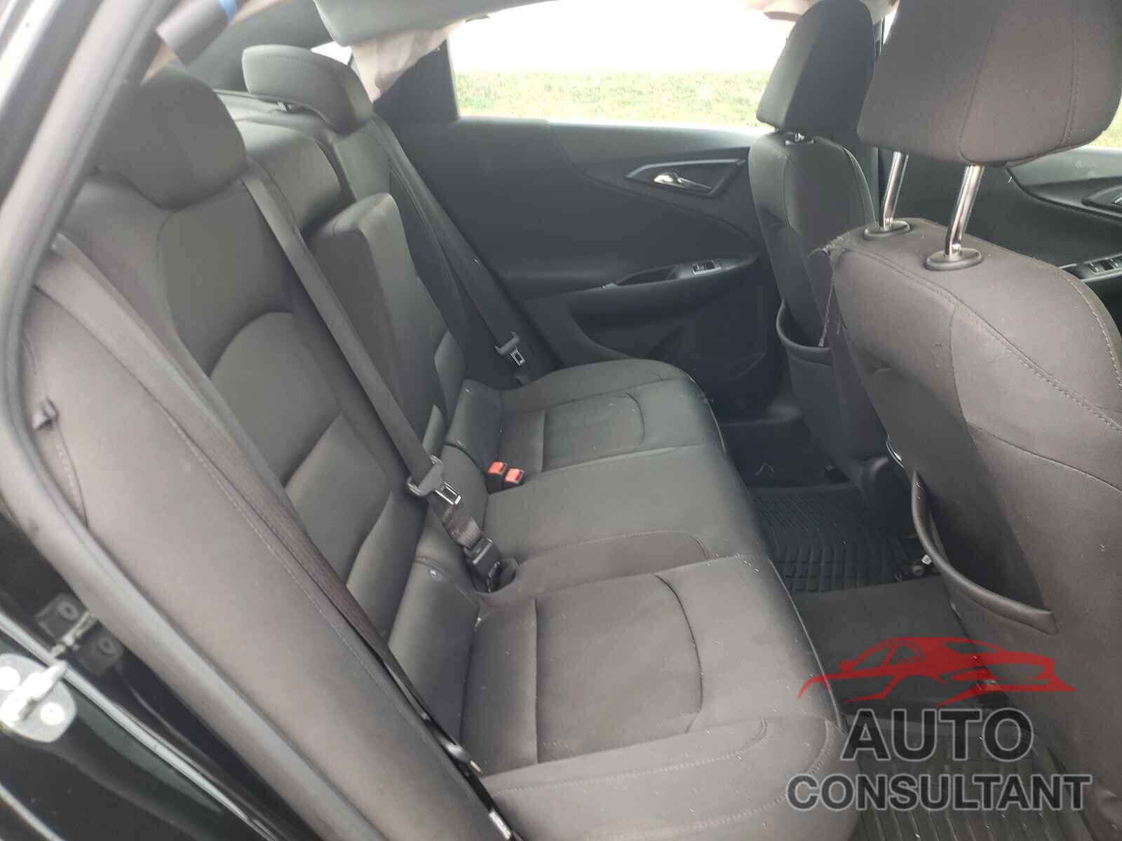 CHEVROLET MALIBU 2016 - 1G1ZE5STXGF334629