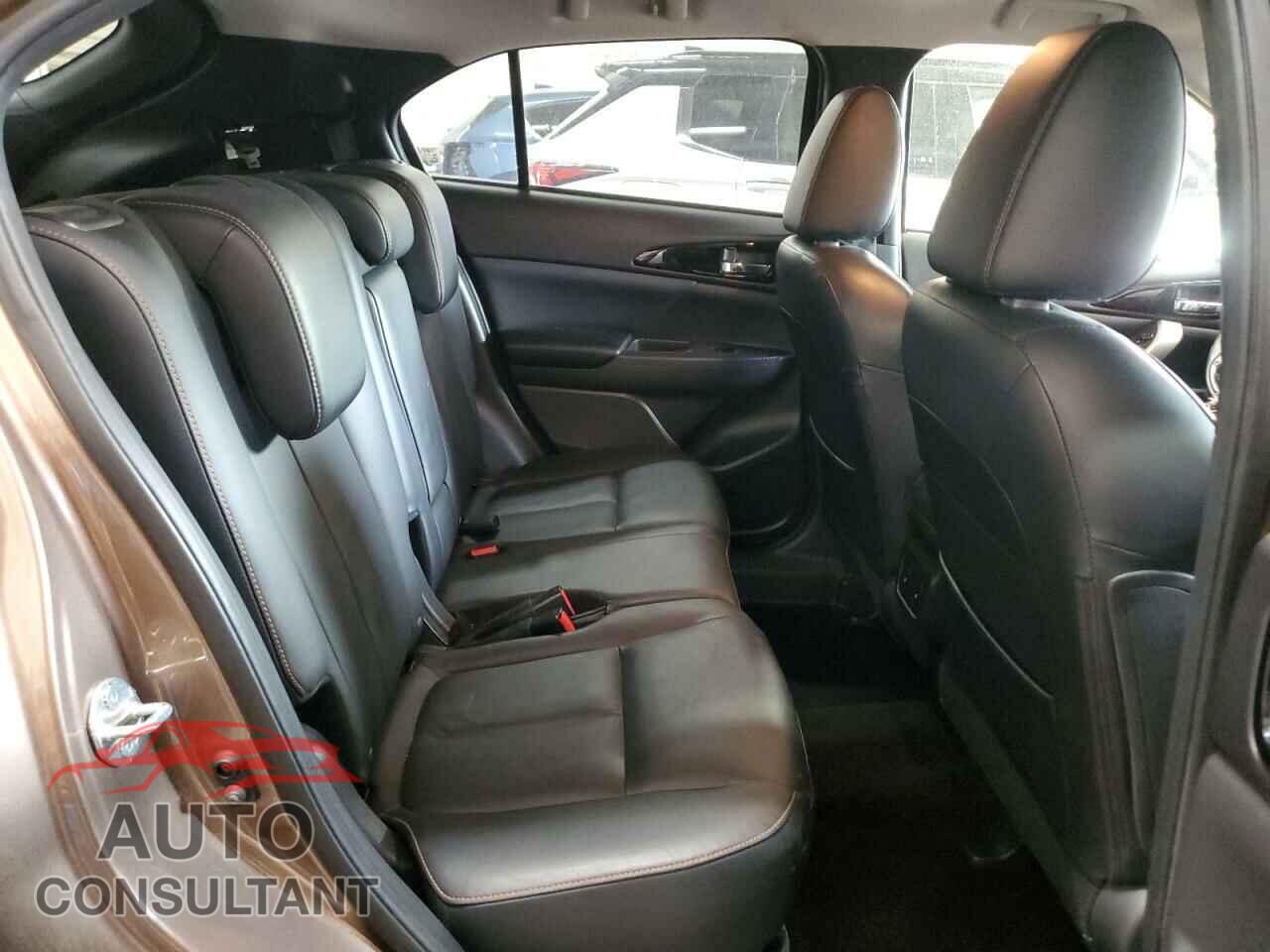 MITSUBISHI ECLIPSE 2019 - JA4AT5AA9KZ023236