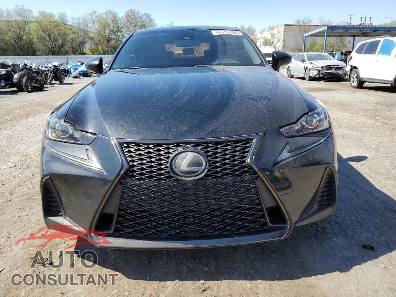 LEXUS IS 2017 - JTHBA1D21H5055738