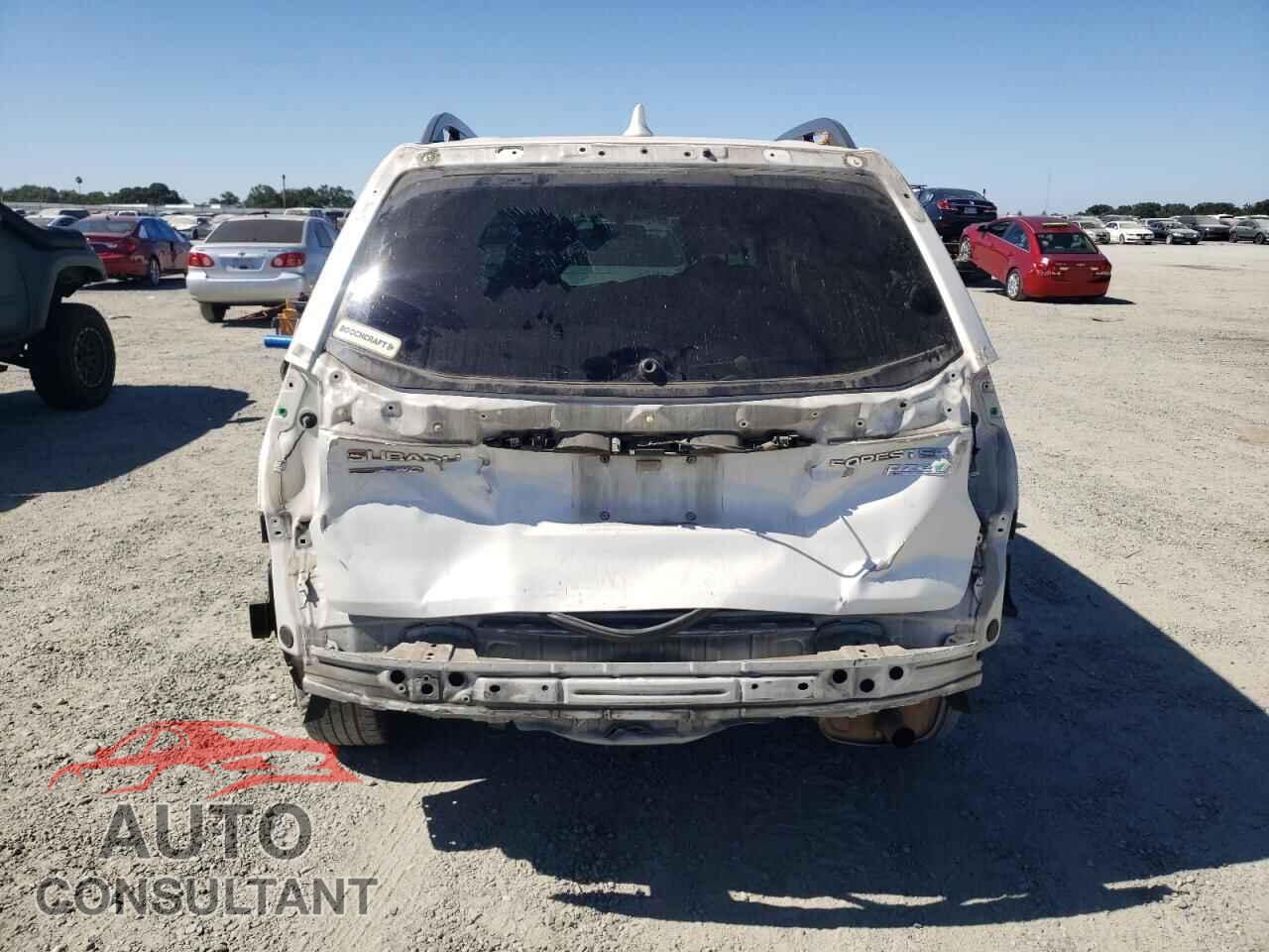 SUBARU FORESTER 2017 - JF2SJAEC5HH460381