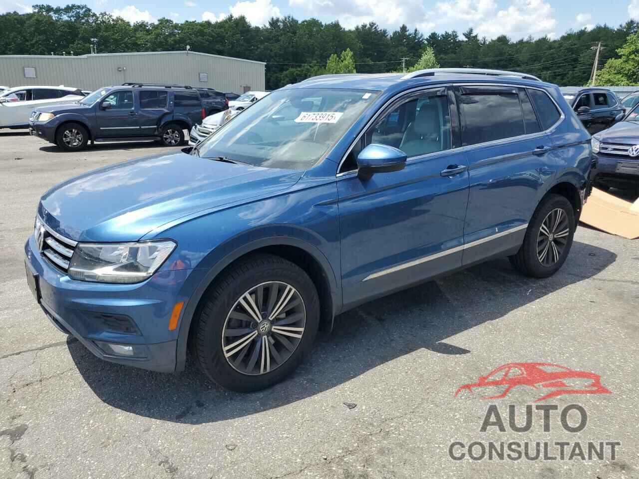 VOLKSWAGEN TIGUAN 2019 - 3VV2B7AX0KM052866