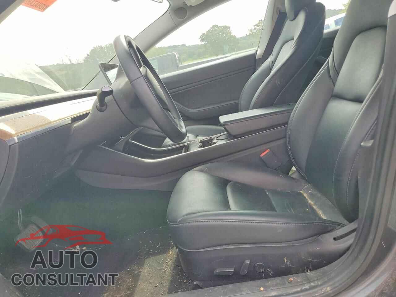 TESLA MODEL 3 2019 - 5YJ3E1EA8KF307605