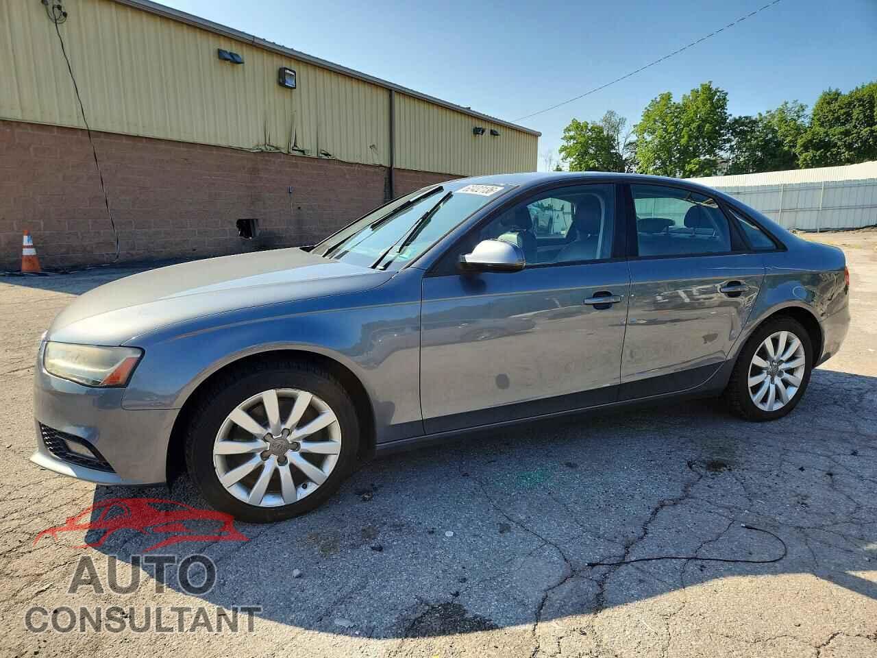 AUDI A4 2013 - WAUBFAFL0DN041362