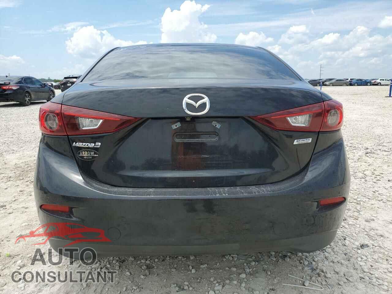 MAZDA 3 2017 - 3MZBN1V71HM105013