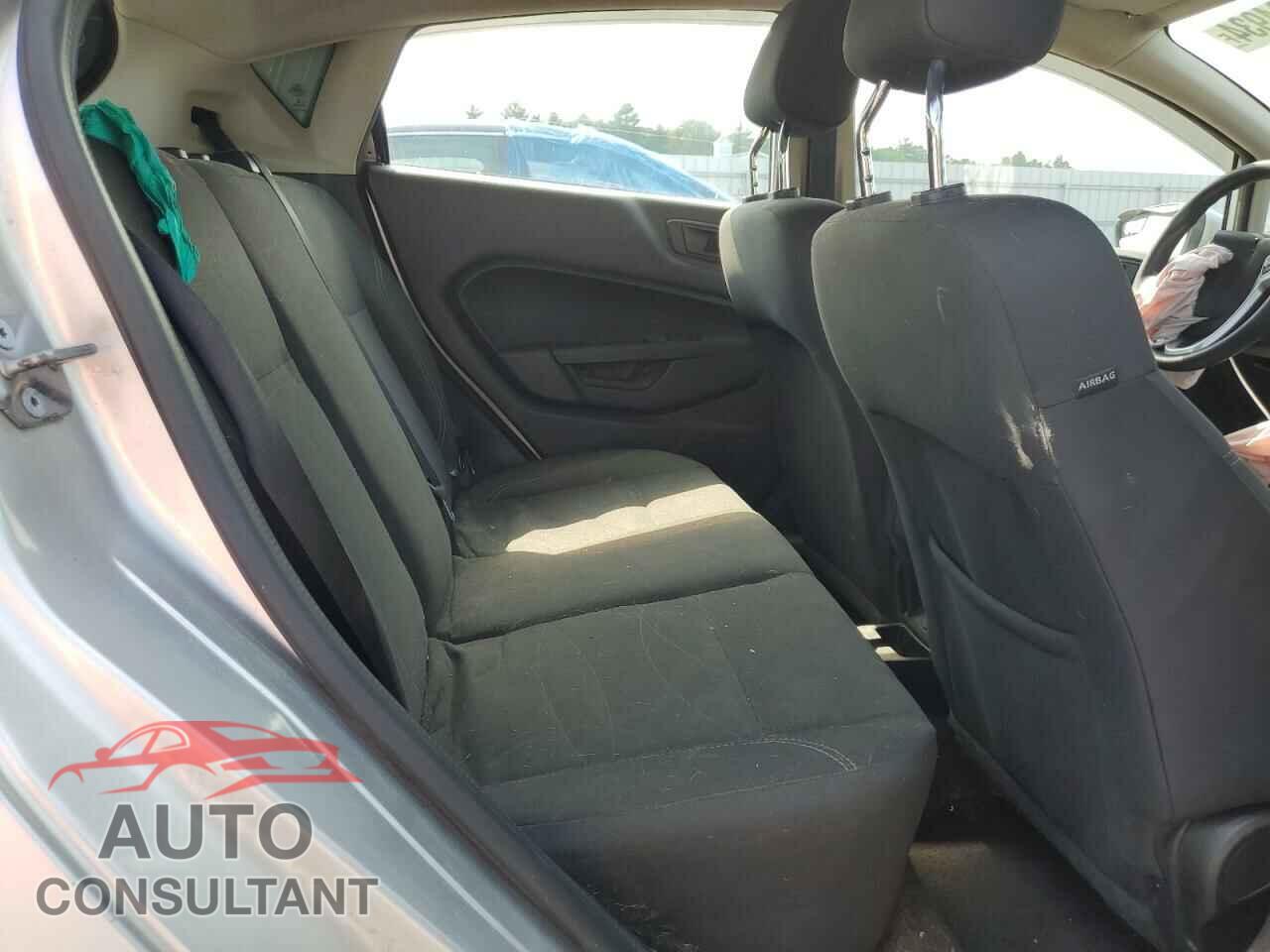 FORD FIESTA 2019 - 3FADP4EJ2KM131300