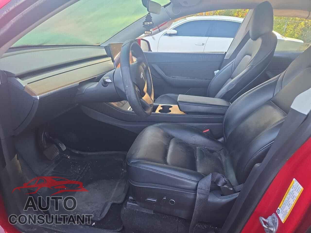 TESLA MODEL Y 2022 - 7SAYGDEE2NF328414