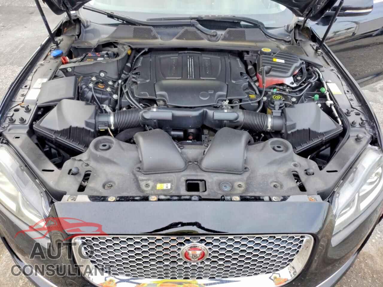JAGUAR XJ 2017 - SAJWJ2GD2H8W08080