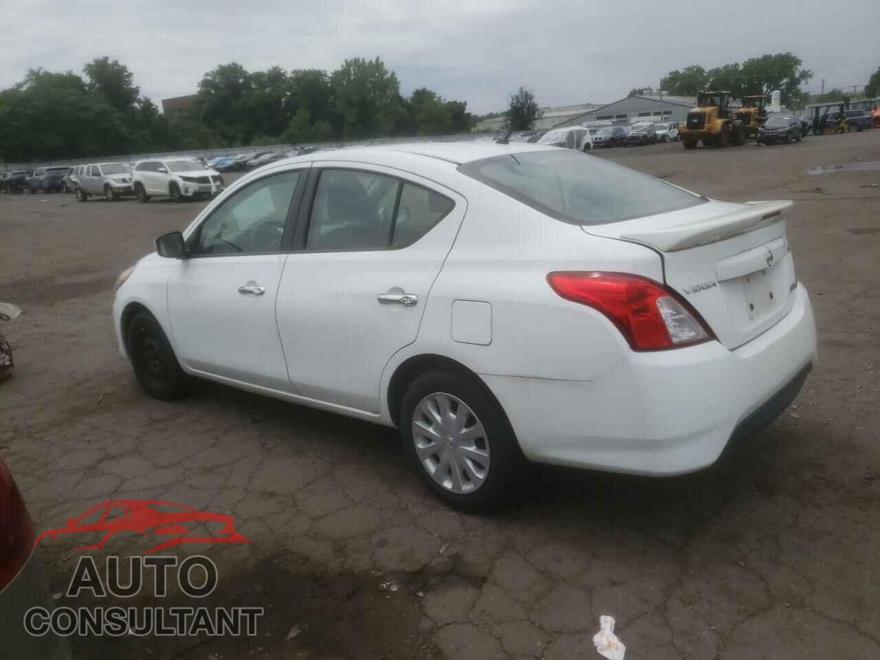 NISSAN VERSA 2016 - 3N1CN7AP0GL877042