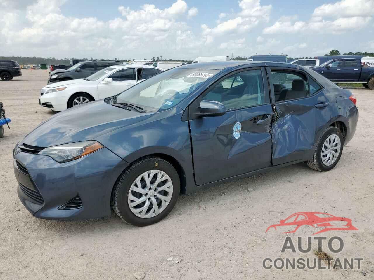 TOYOTA COROLLA 2018 - 5YFBURHE1JP766733