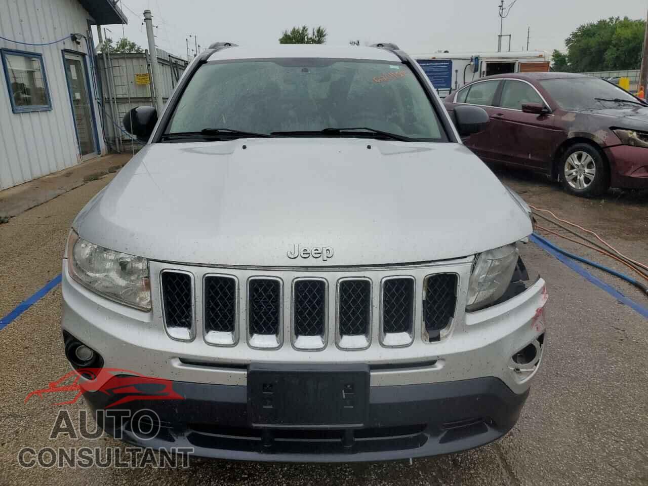JEEP COMPASS 2011 - 1J4NF5FB3BD257590