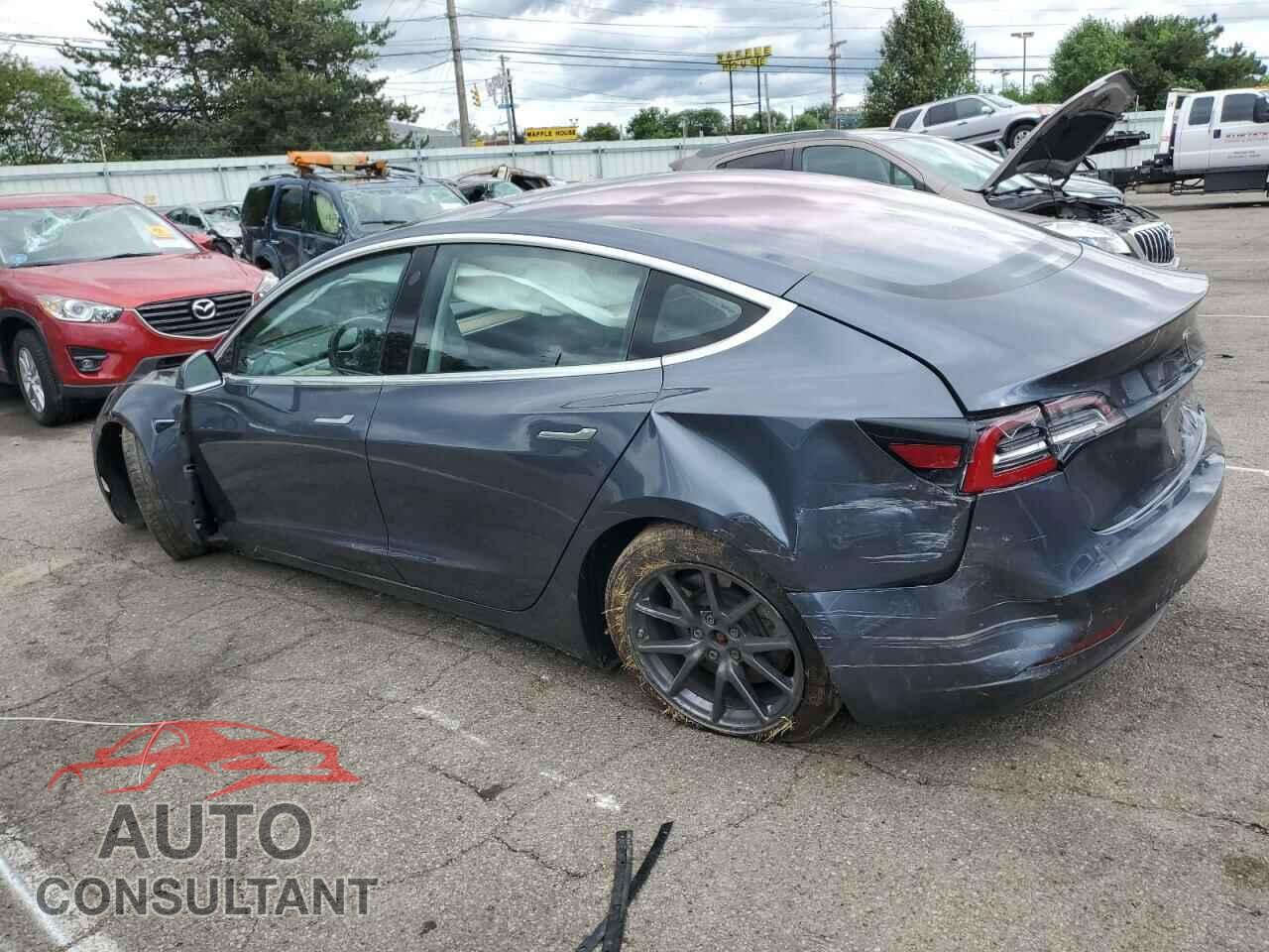 TESLA MODEL 3 2018 - 5YJ3E1EA9JF022040