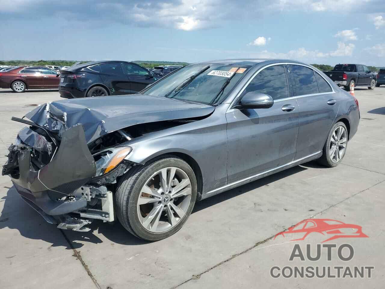 MERCEDES-BENZ C-CLASS 2018 - 55SWF4JB6JU250554