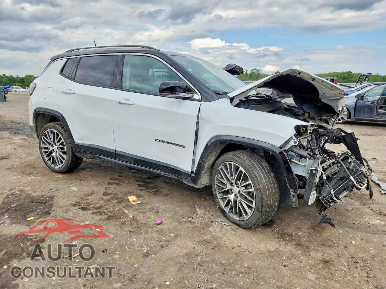 JEEP COMPASS 2022 - 3C4NJDCB8NT110554