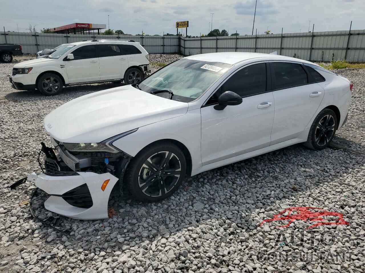 KIA K5 2023 - 5XXG64J28PG178185
