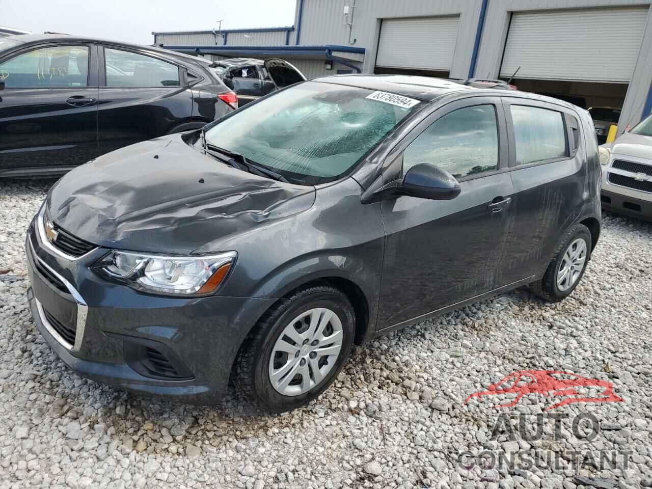 CHEVROLET SONIC 2019 - 1G1JG6SB3K4142204